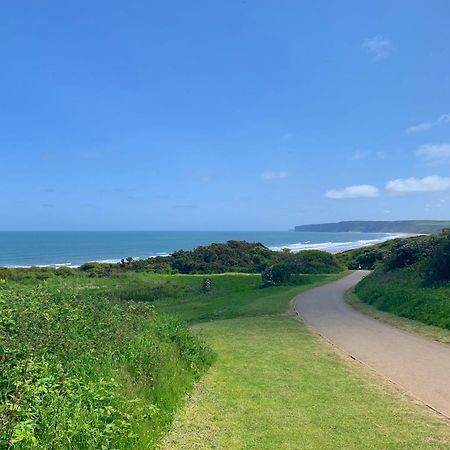Blue Bay At The Bay Filey, Sleeps 4-6, 2 Dogs Welcome For Free Too Extérieur photo